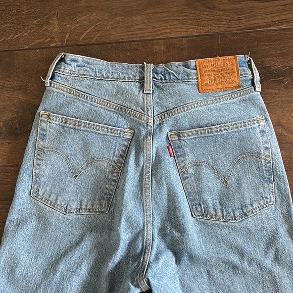 women’s levi jeans - Picture 3 of 4